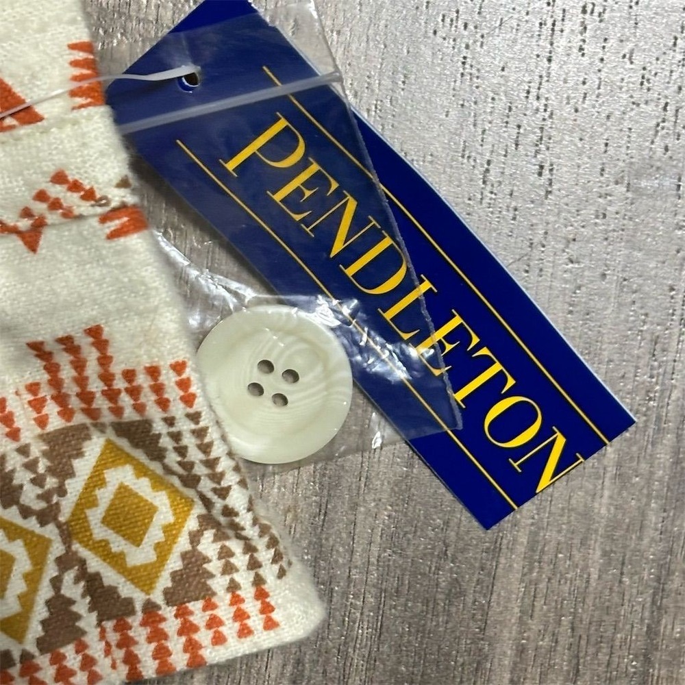 Pendleton Women's Multicolor‎ Geometric Button-Up… - image 4